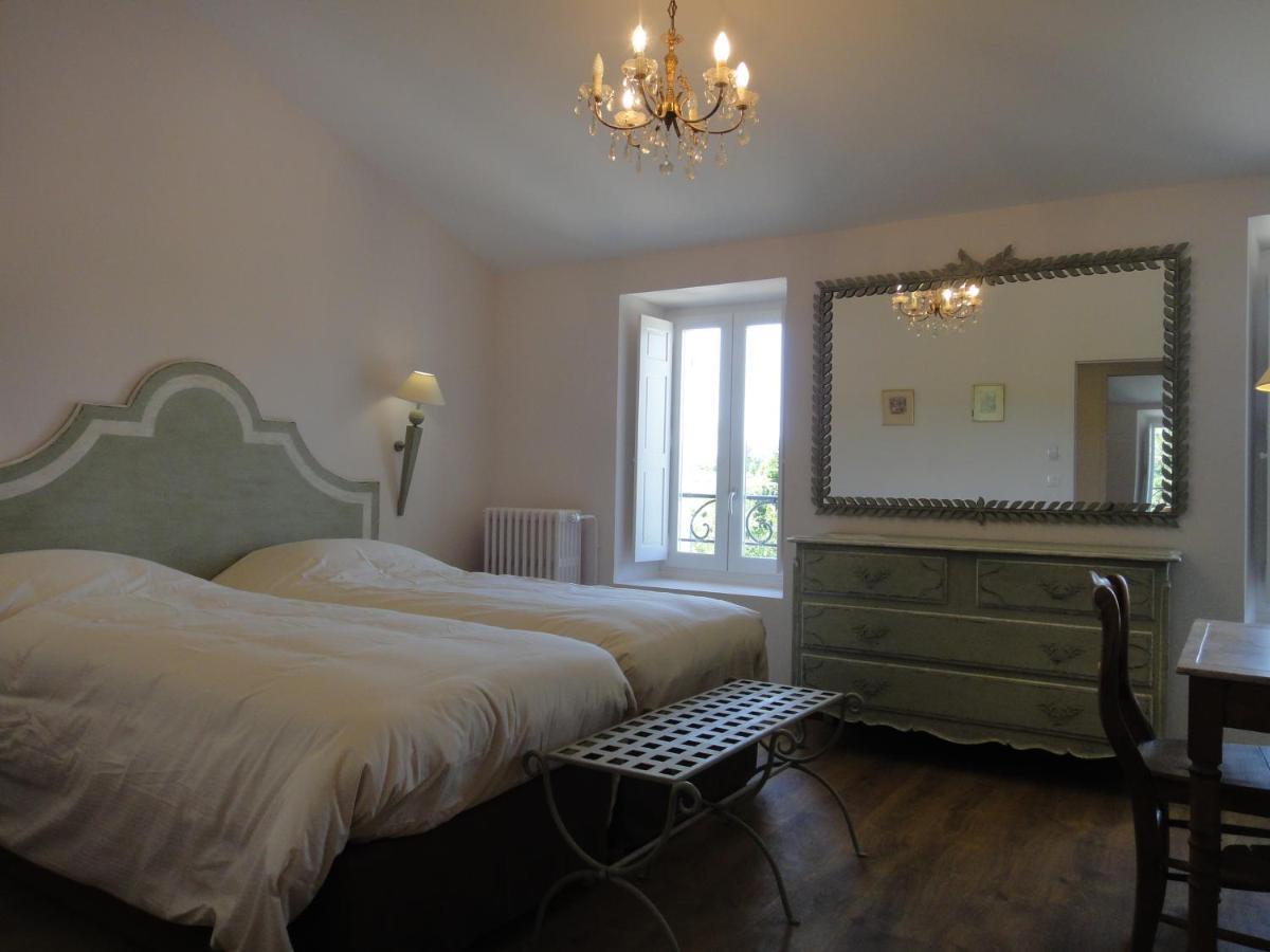 Bed and Breakfast Les Terres De Saint Hilaire Ollières Exterior foto