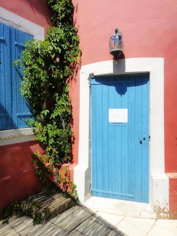 Bed and Breakfast Les Terres De Saint Hilaire Ollières Exterior foto